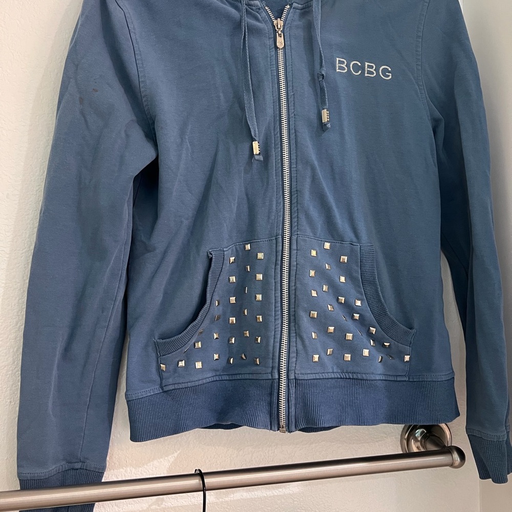BCBG Slate Blue Hoodie and pant set with Silver Studs Y2K 90’s vibe